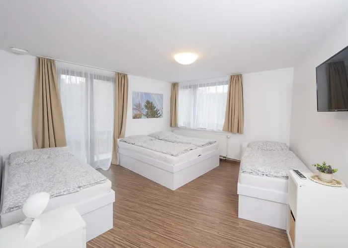 فندق Wellness Orlik Kozarovice